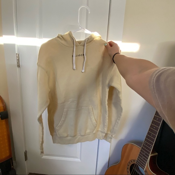 Billabong Hoodie 🌼 - Picture 4 of 4